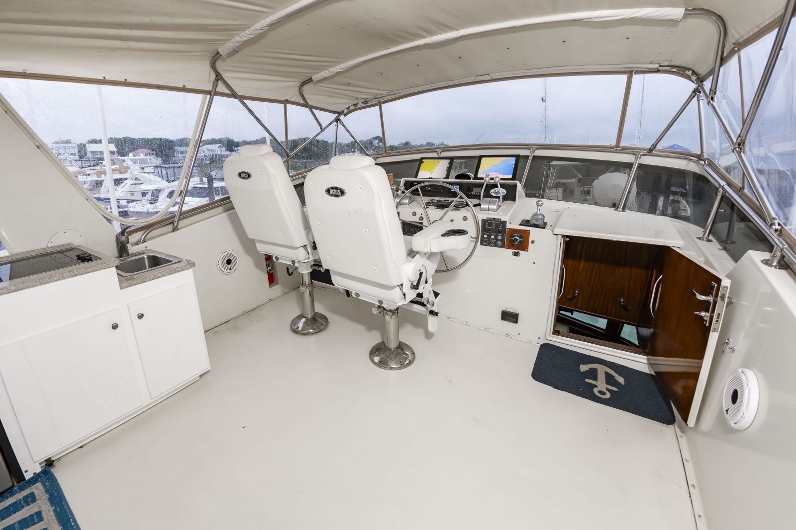 63Hatteras1987_015