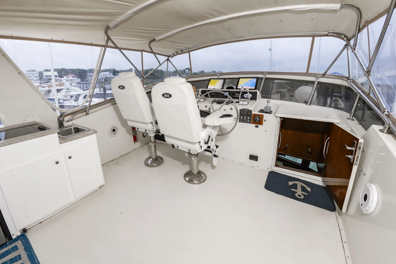 63Hatteras1987_015