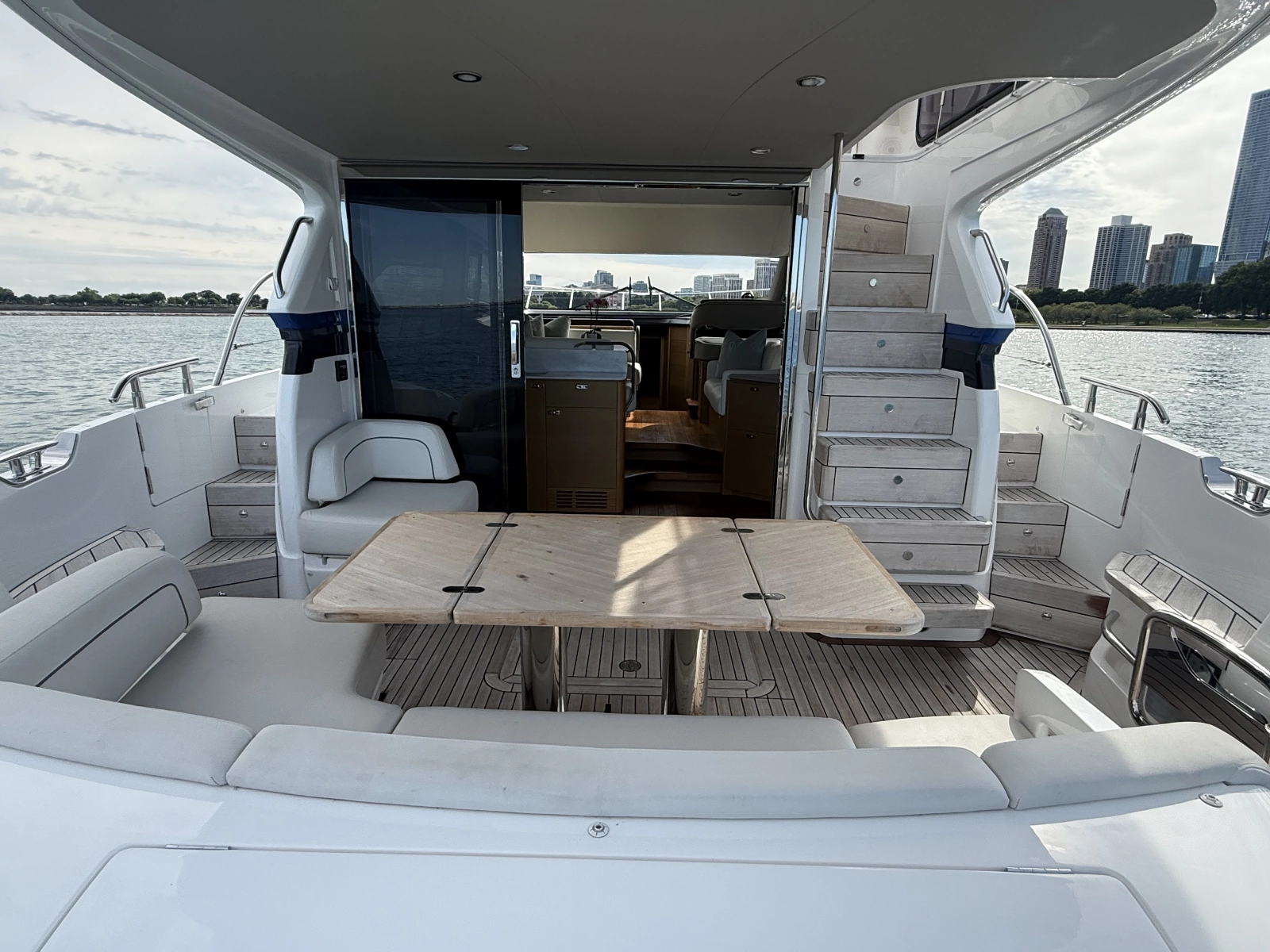 2023 Princess F45