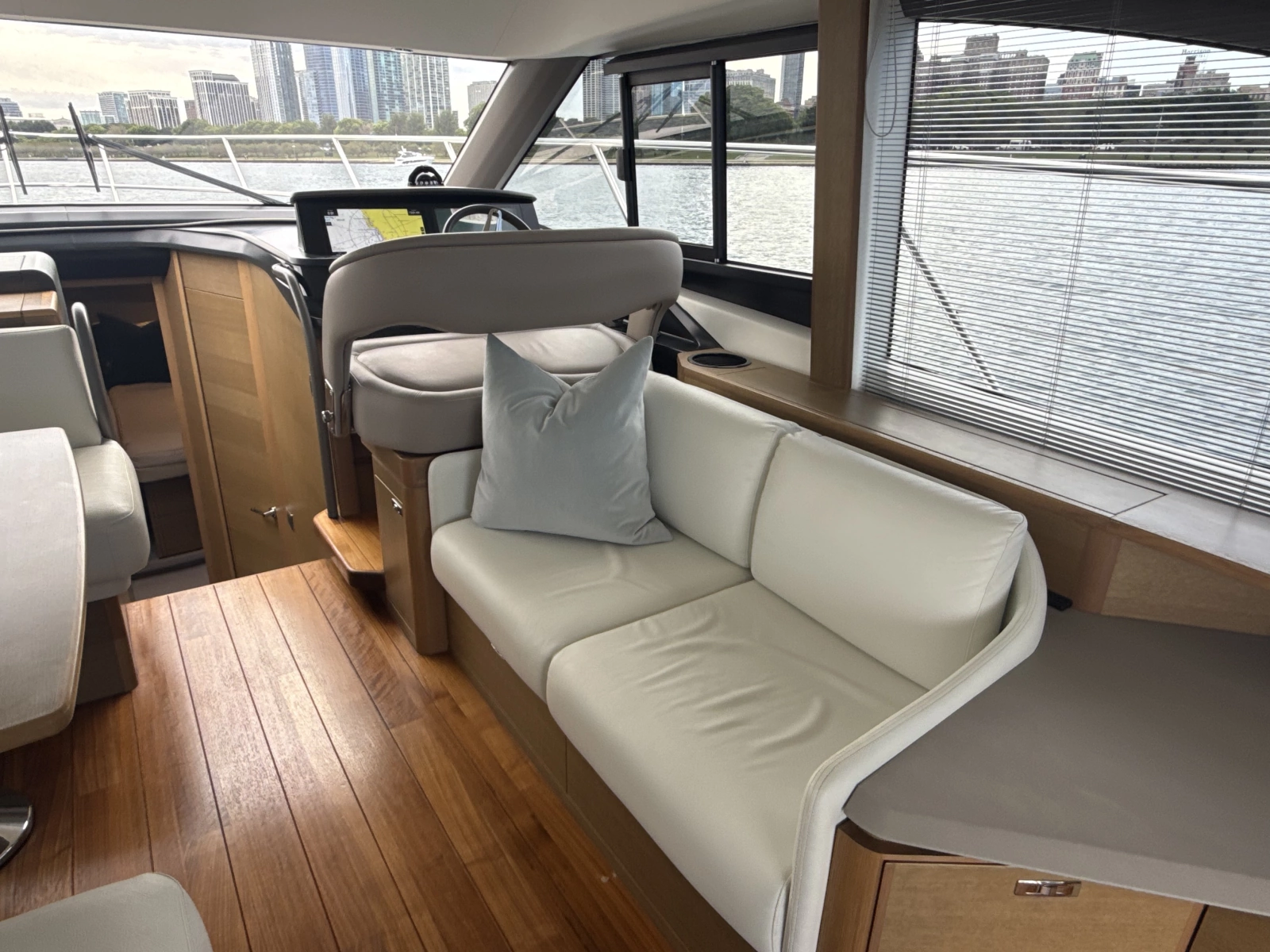 2023 Princess F45