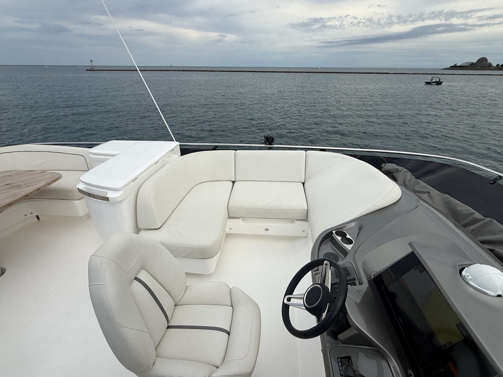 2023 Princess F45