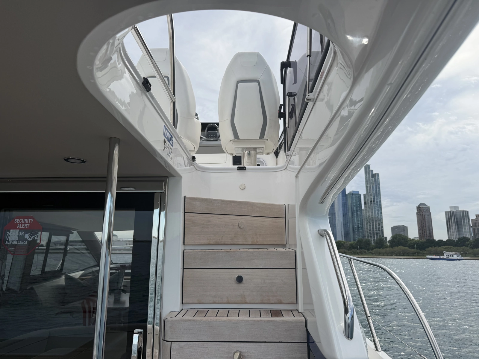 2023 Princess F45