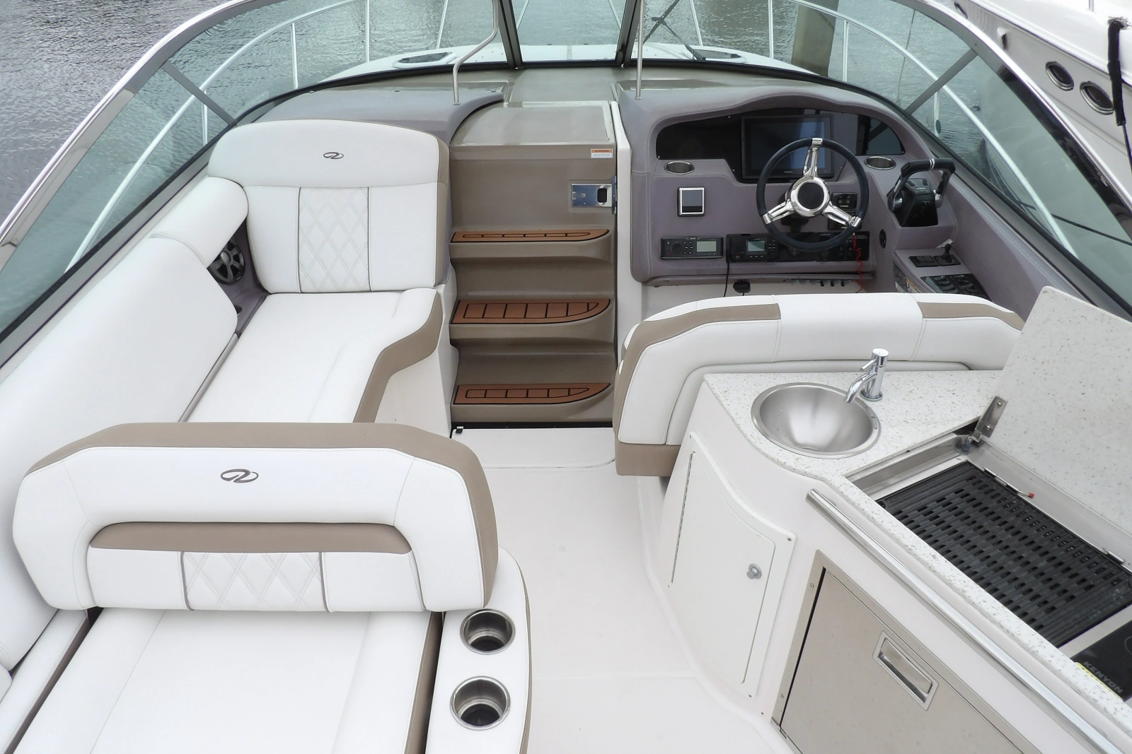 2018 Regal 33 XO