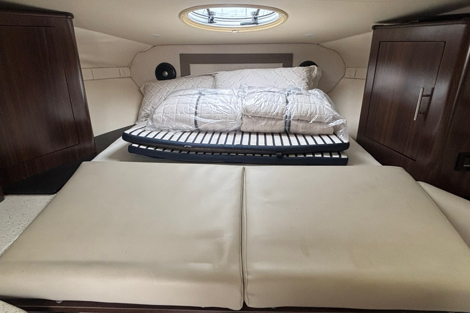 2018 Regal 33 XO
