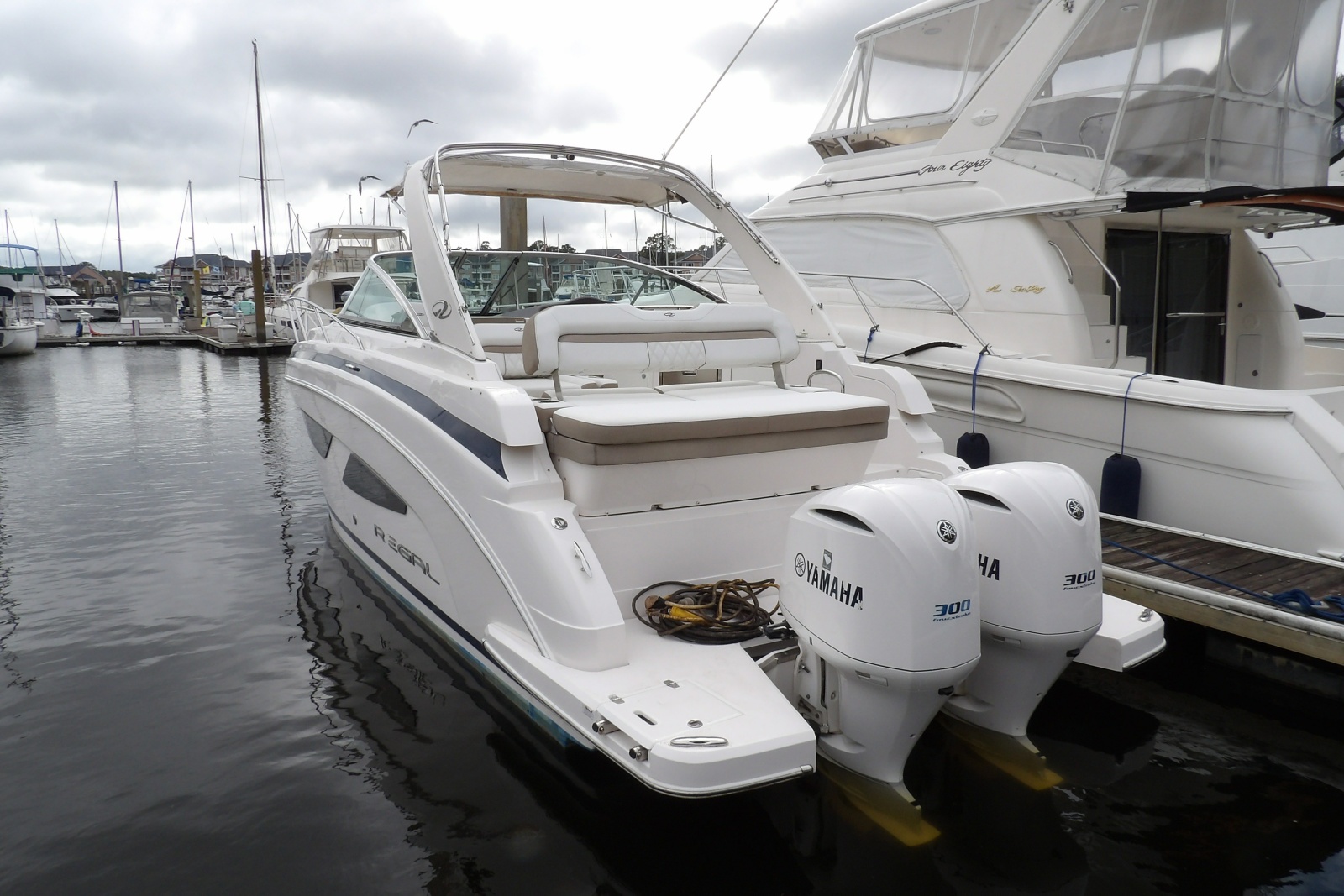2018 Regal 33 XO
