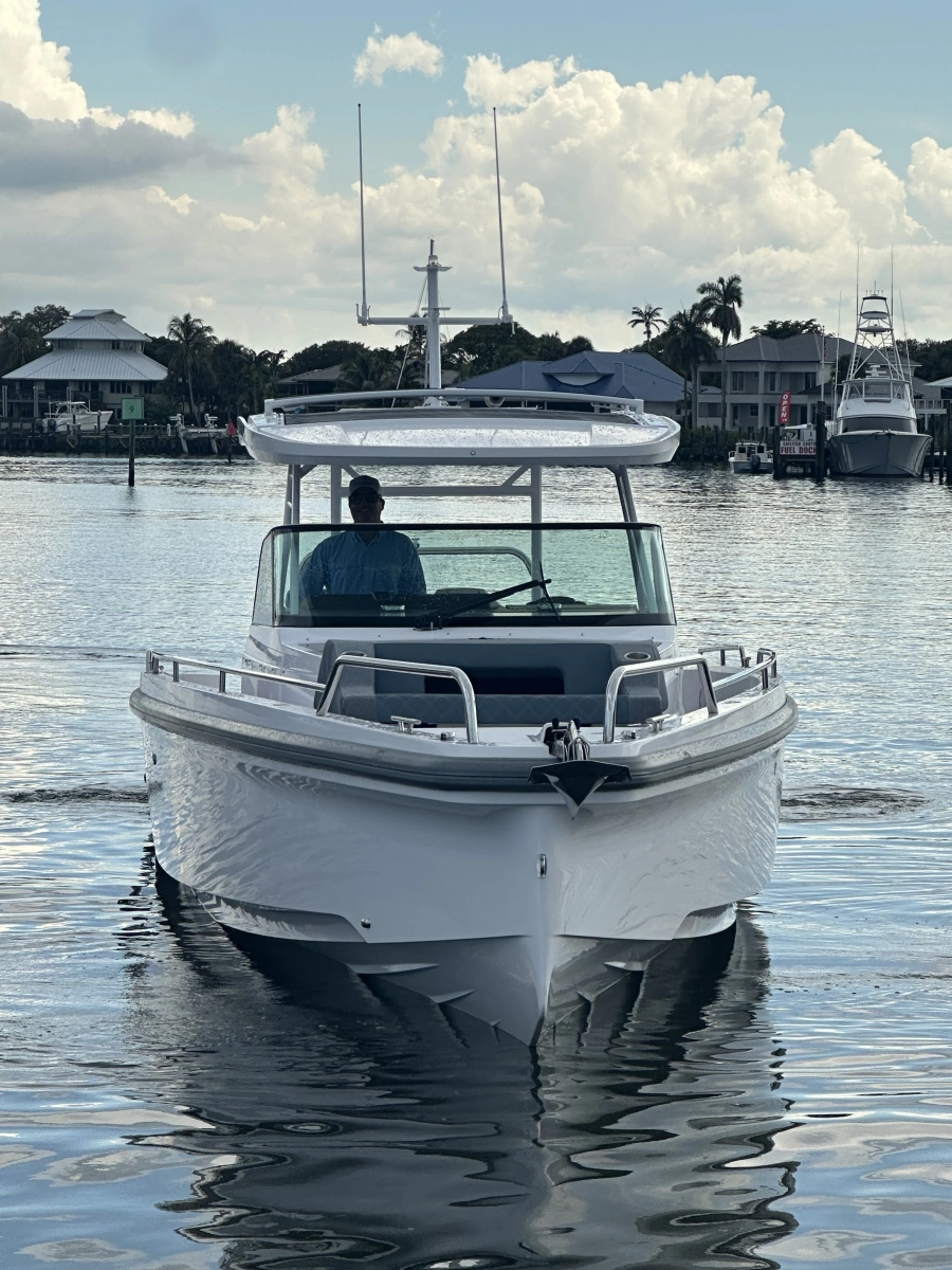 2024 Axopar 37 Sun Top