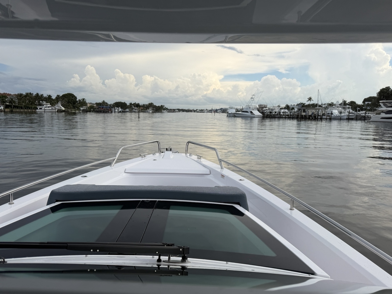 2024 Axopar 37 Sun Top