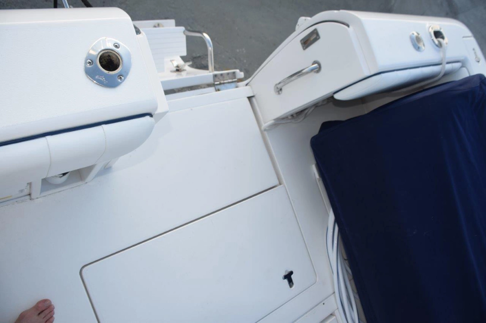 Dive Door Open