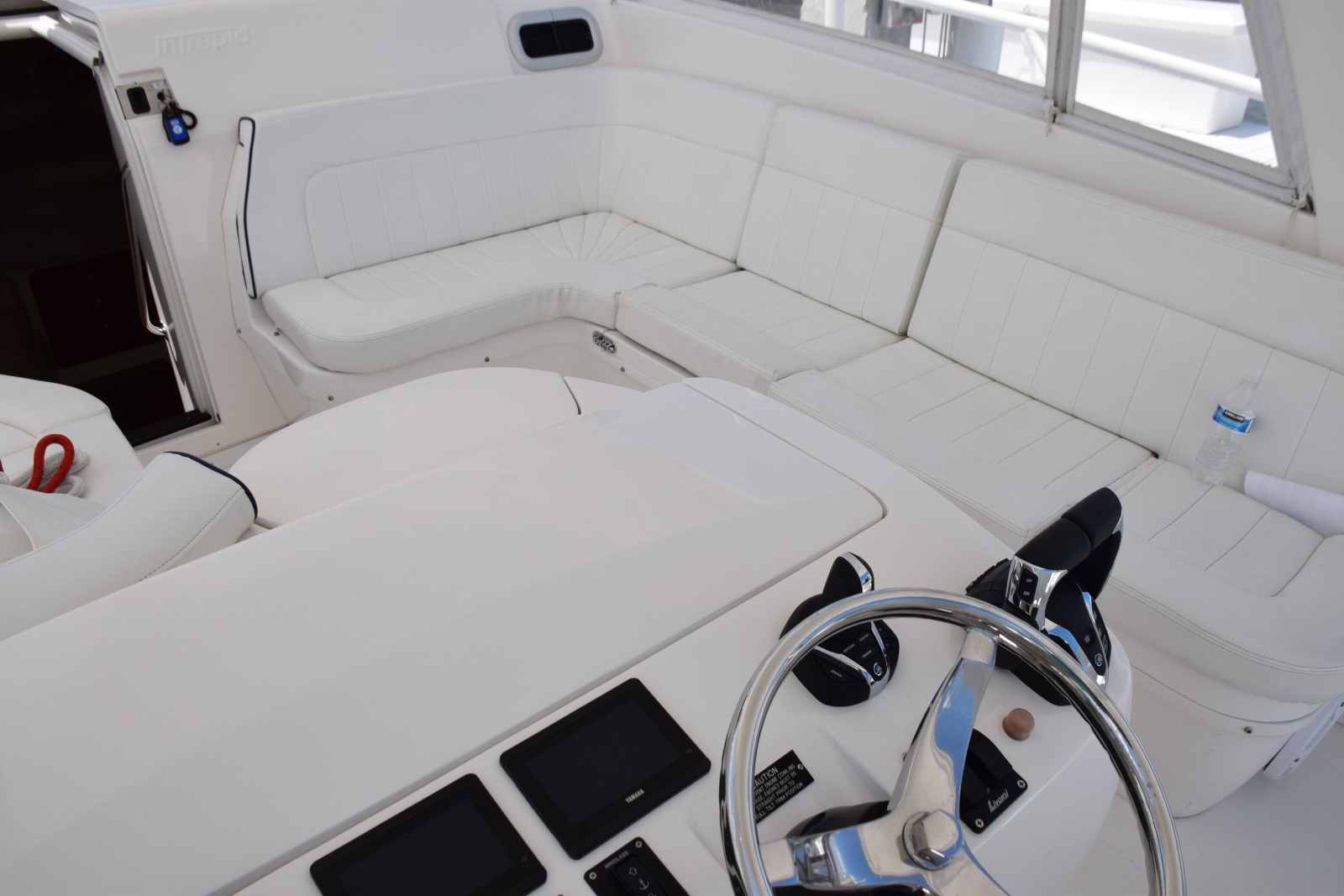 Helm Electronics Pod Closed, Yamaha Helm Master EX Joystick