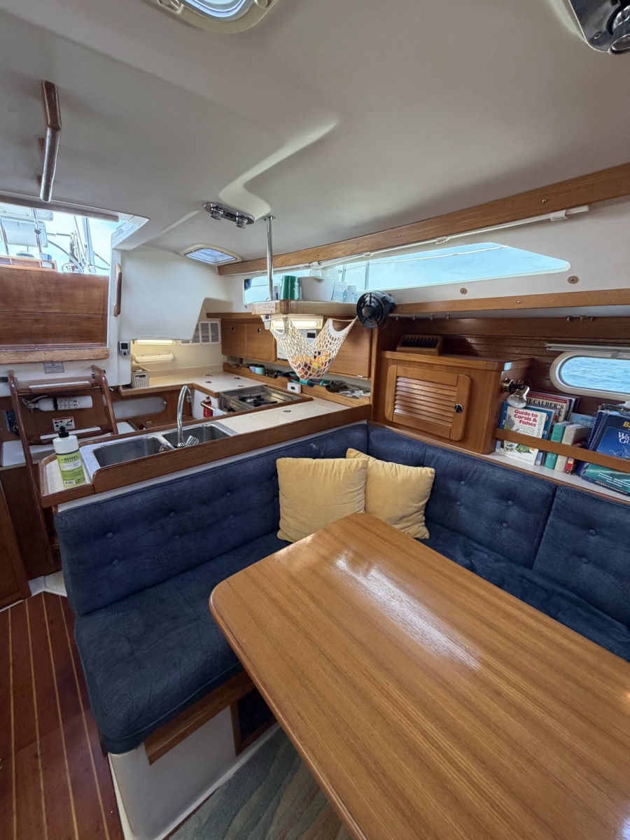 2001 Catalina 36 MK II