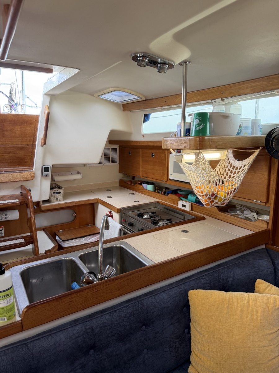 2001 Catalina 36 MK II