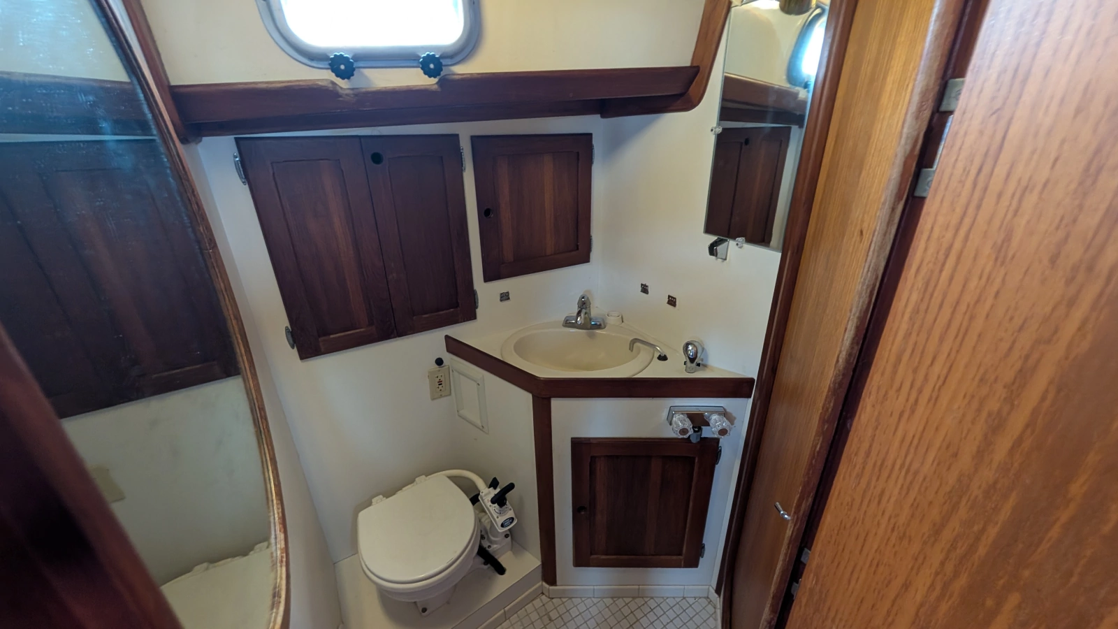 Ranger 47ft Bristol Yacht For Sale