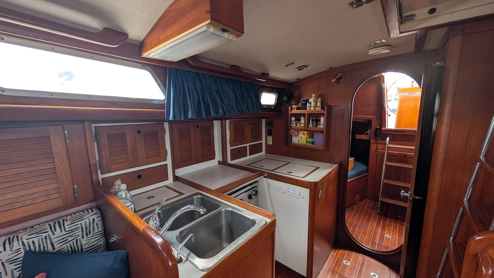 Ranger 47ft Bristol Yacht For Sale