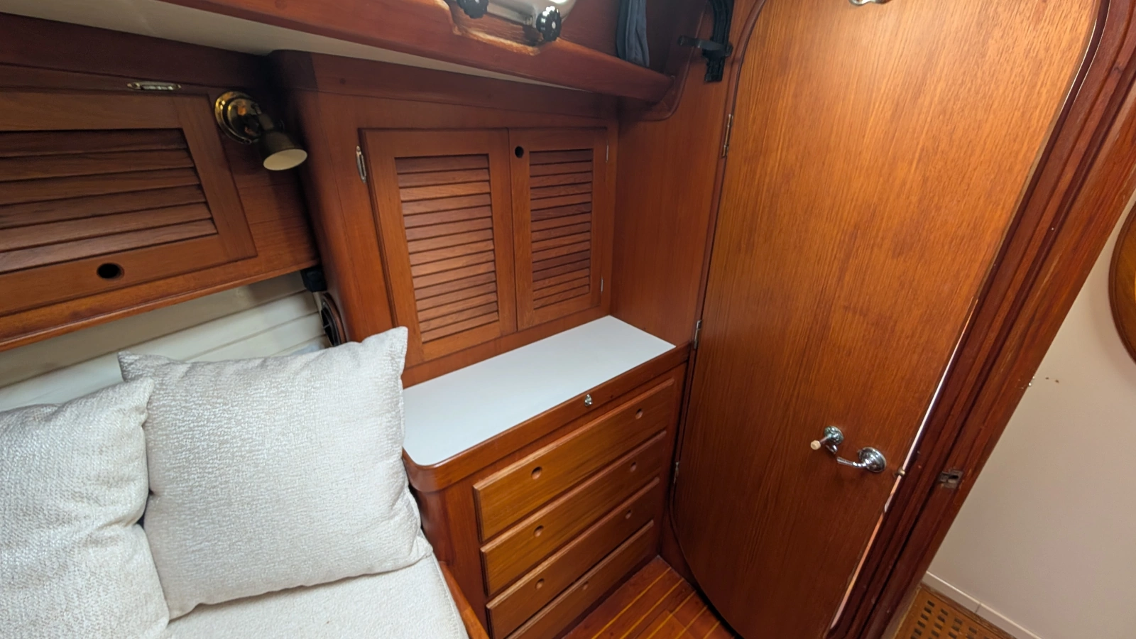 Ranger 47ft Bristol Yacht For Sale