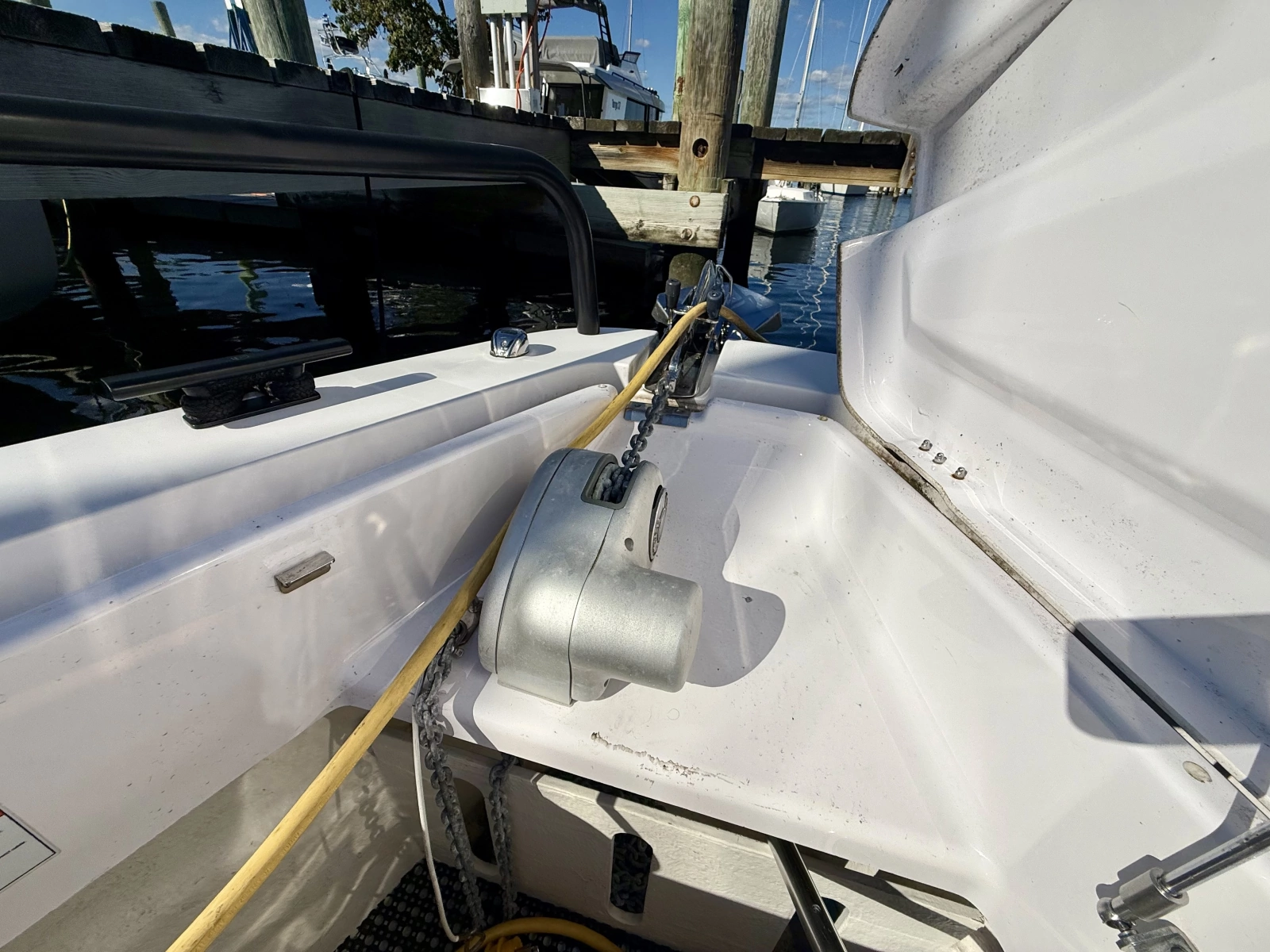2021 Axopar 37 XC Cross Cabin