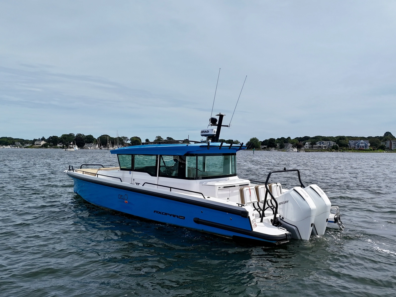 2021 Axopar 37 XC Cross Cabin