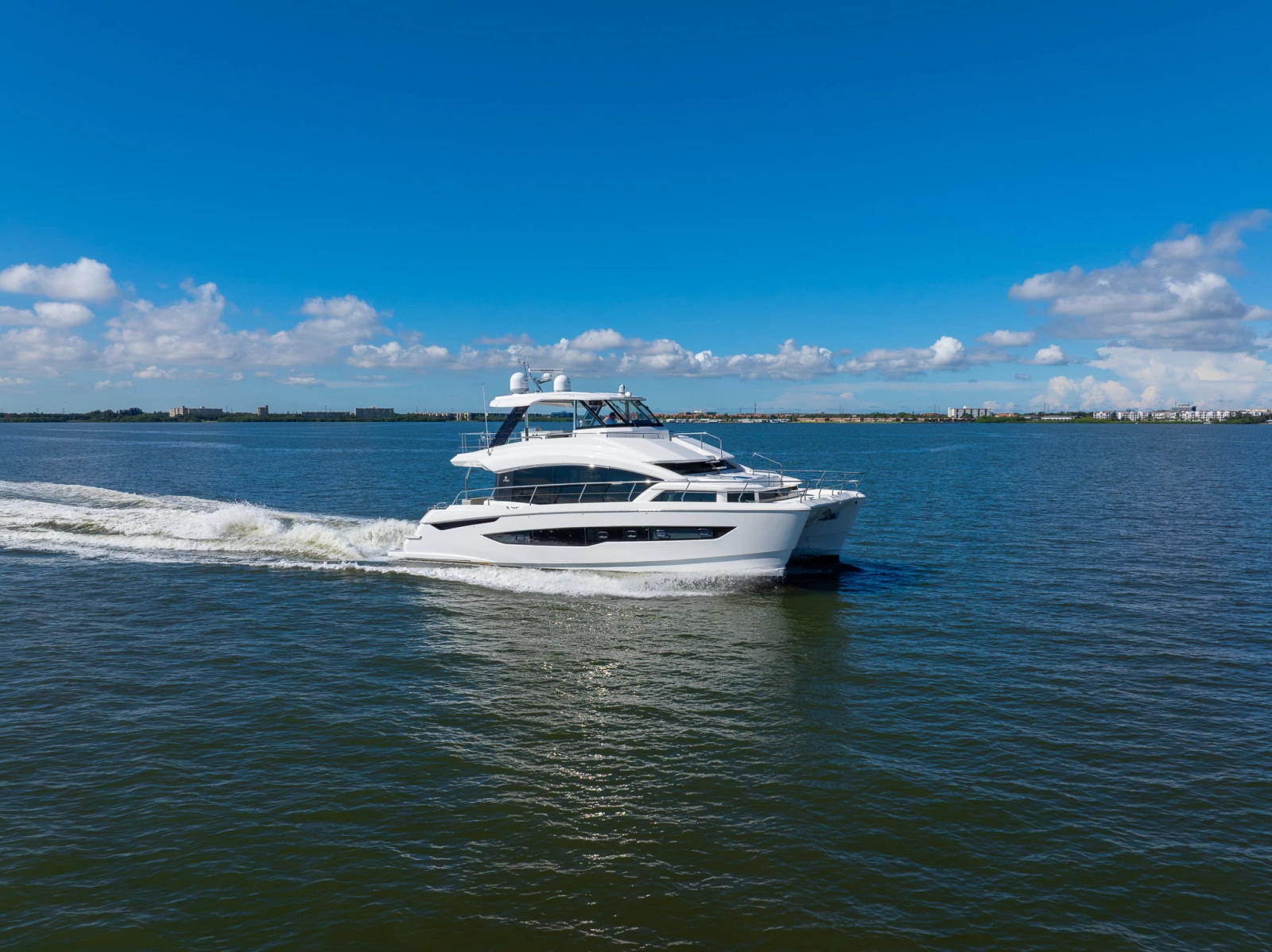 2022 Aquila 54 YACHT