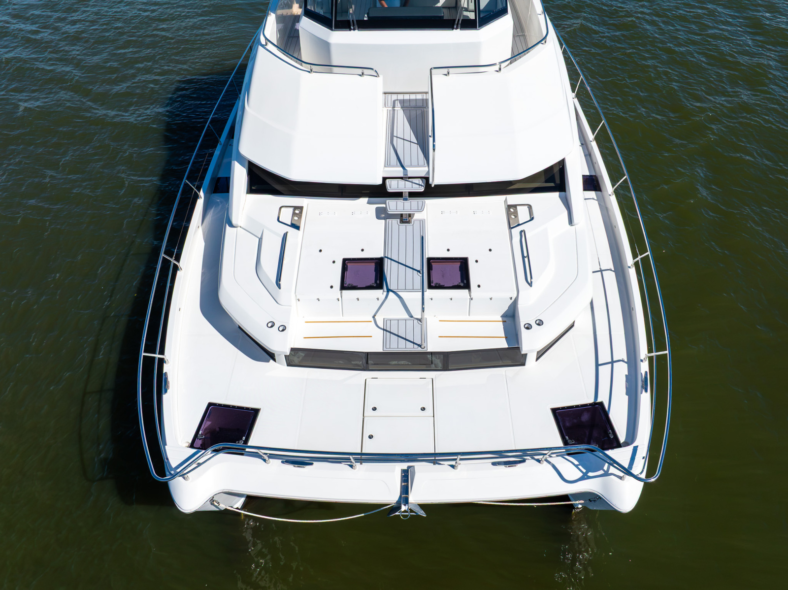 2022 Aquila 54 YACHT
