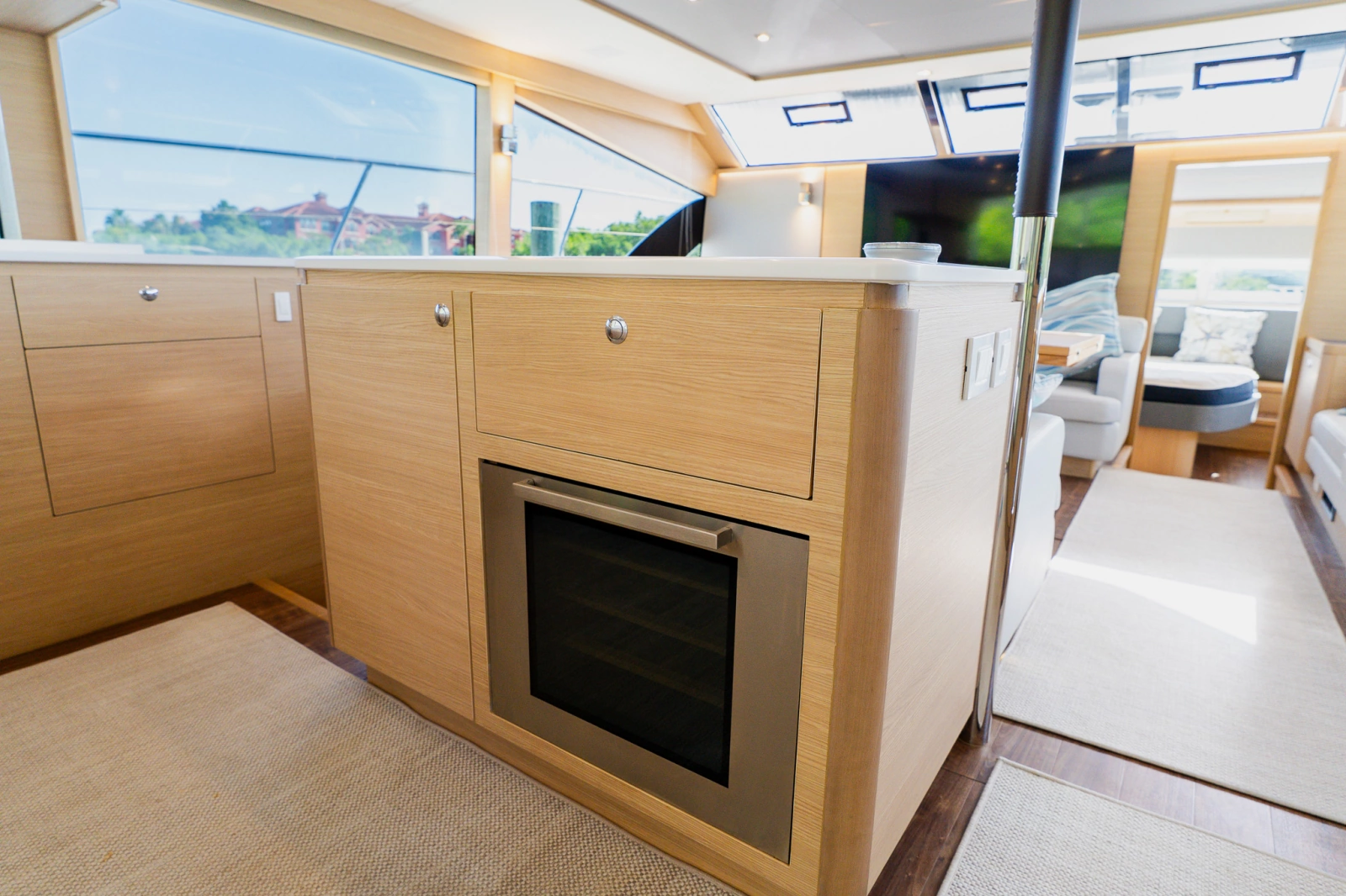 2022 Aquila 54 YACHT