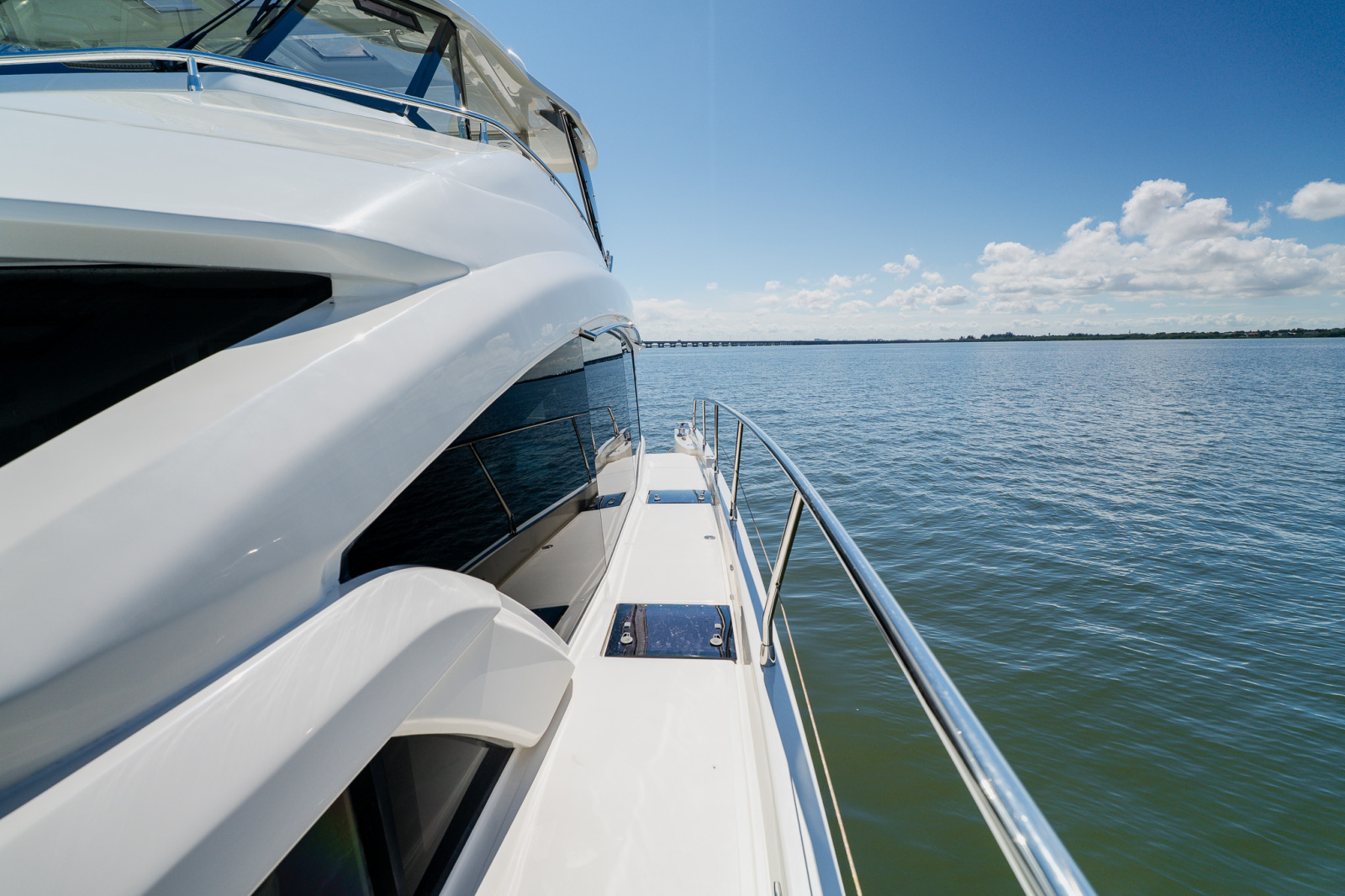 2022 Aquila 54 YACHT