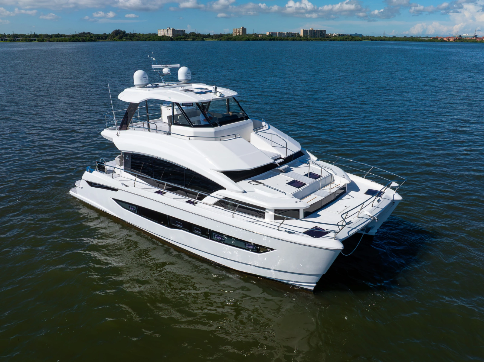 2022 Aquila 54 YACHT