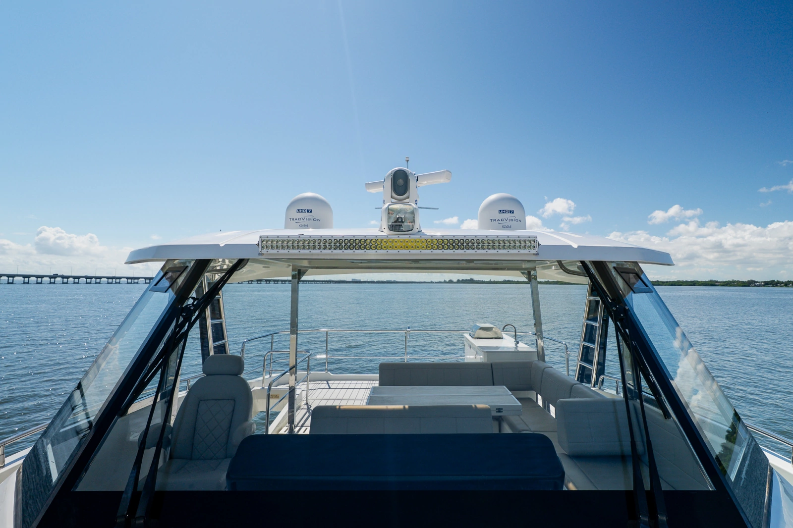 2022 Aquila 54 YACHT