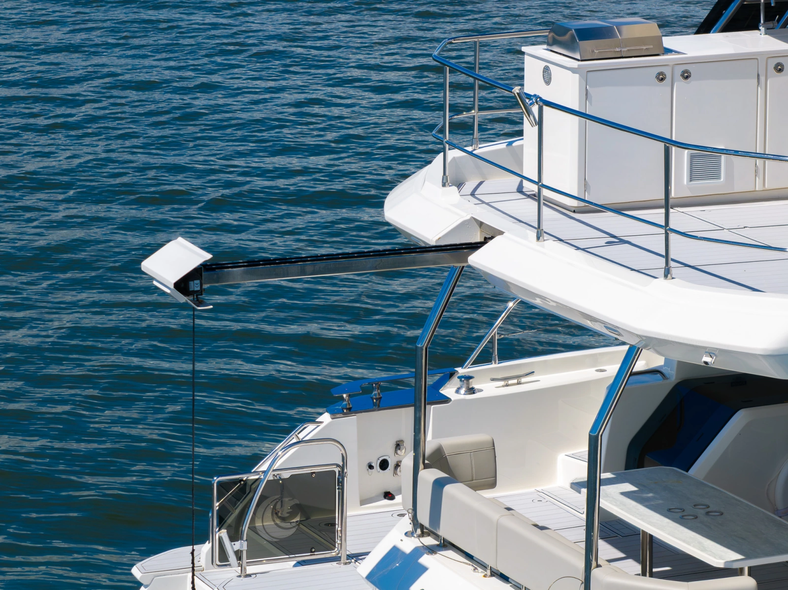 2022 Aquila 54 YACHT