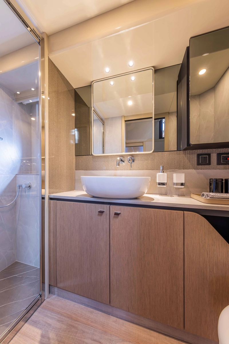 56 FLY 56ft Absolute Yacht For Sale