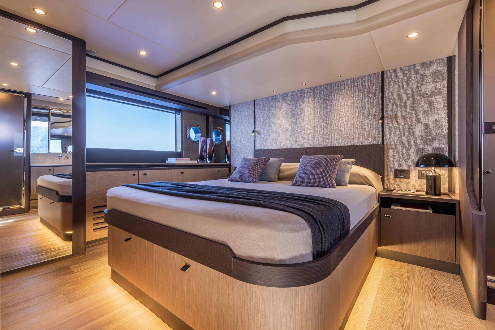 56 FLY 56ft Absolute Yacht For Sale