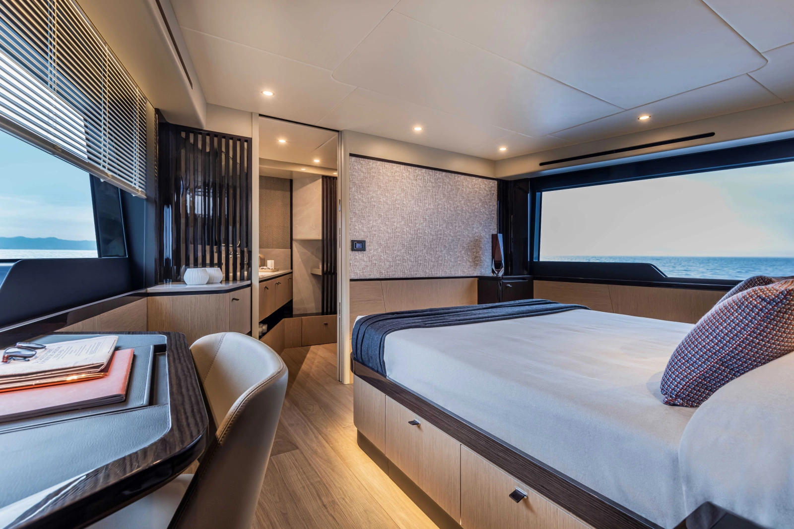 56 FLY 56ft Absolute Yacht For Sale
