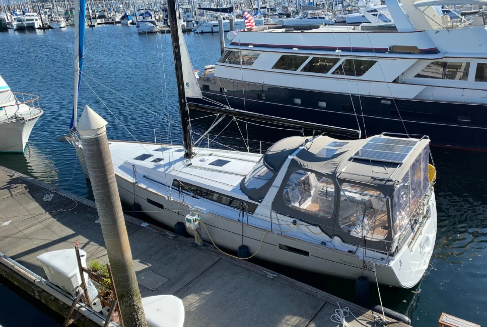 2014 Beneteau Oceanis 45  