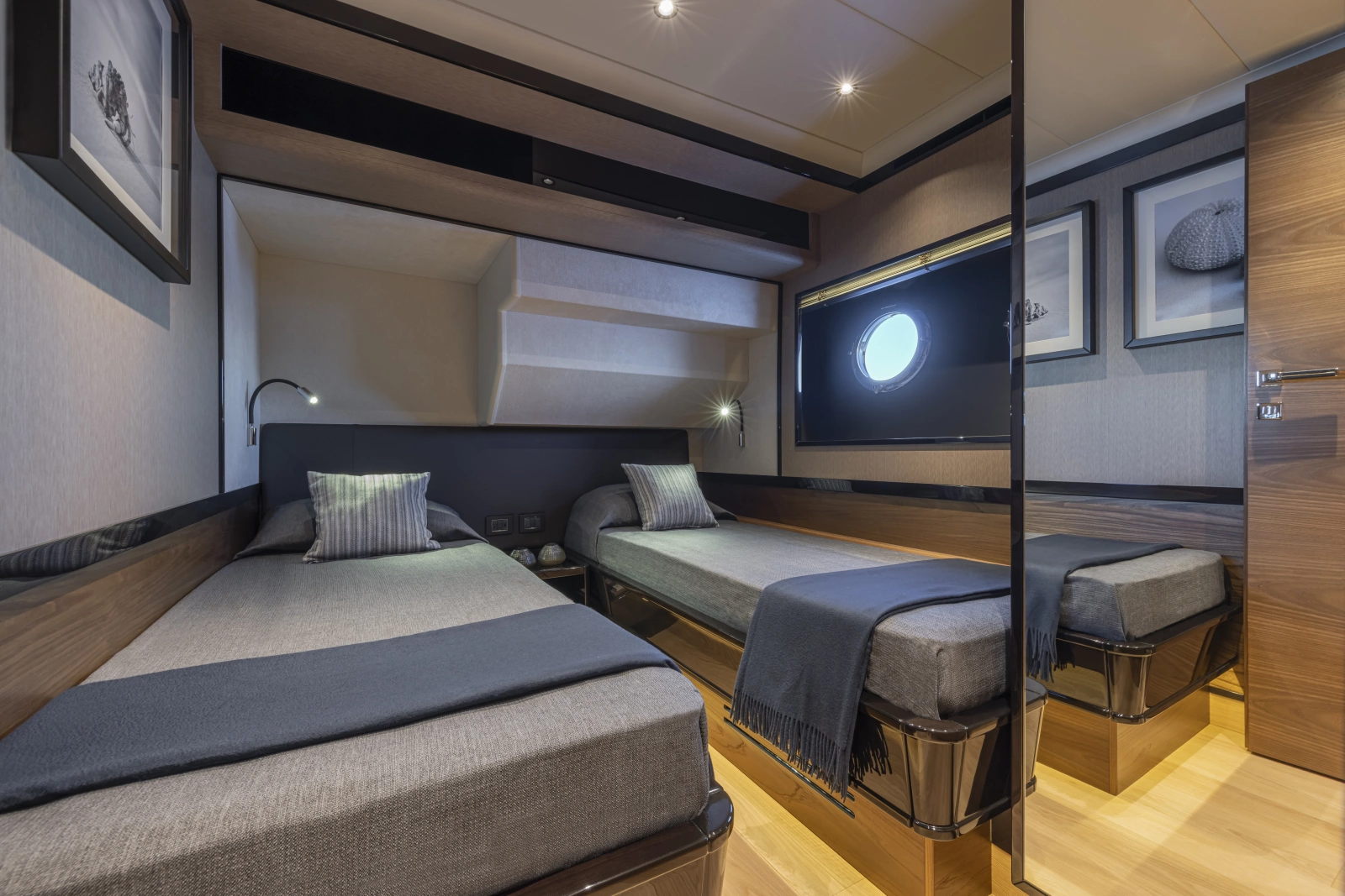 NAVETTA 75 75ft Absolute Yacht For Sale