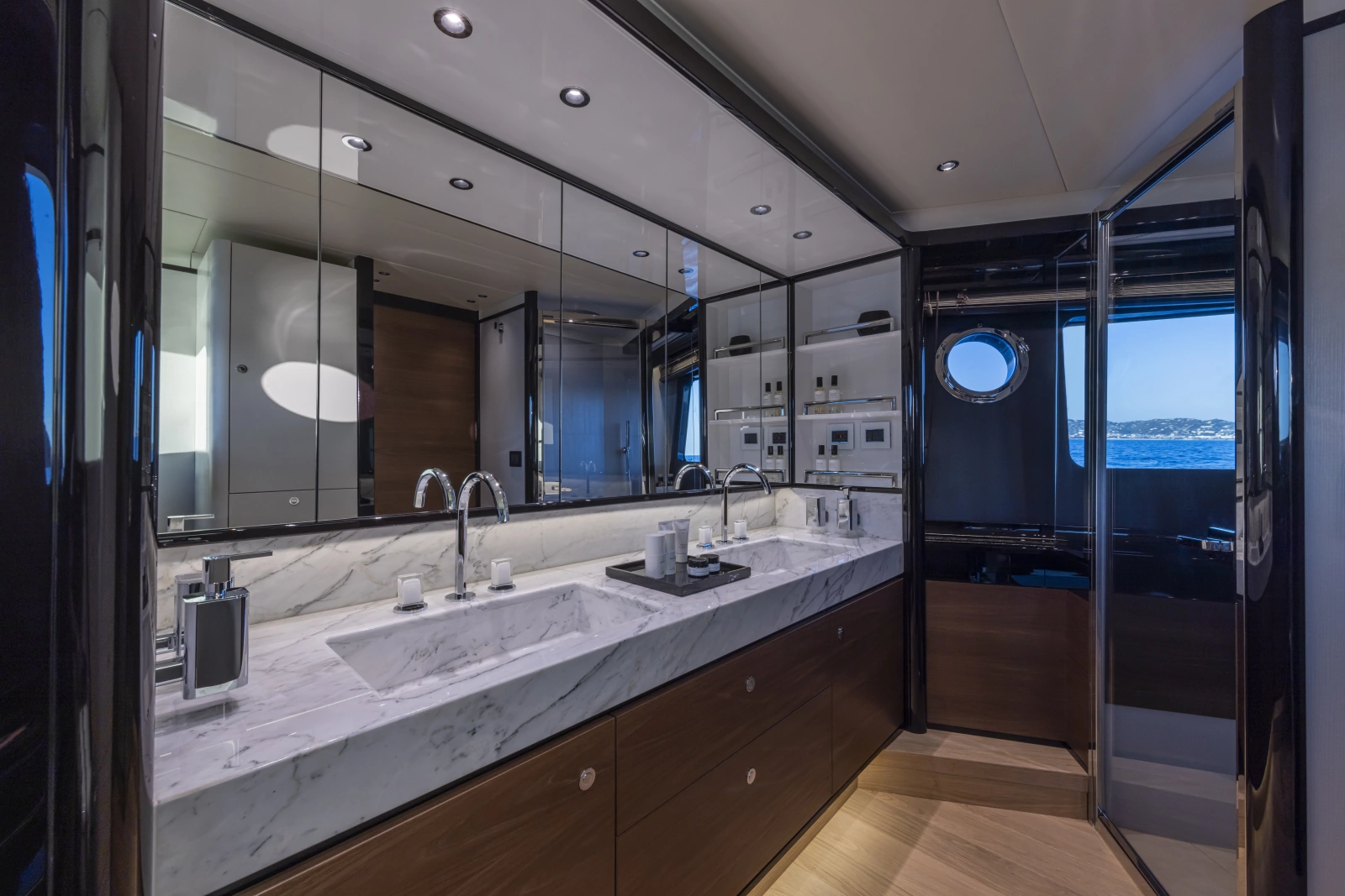 NAVETTA 75 75ft Absolute Yacht For Sale