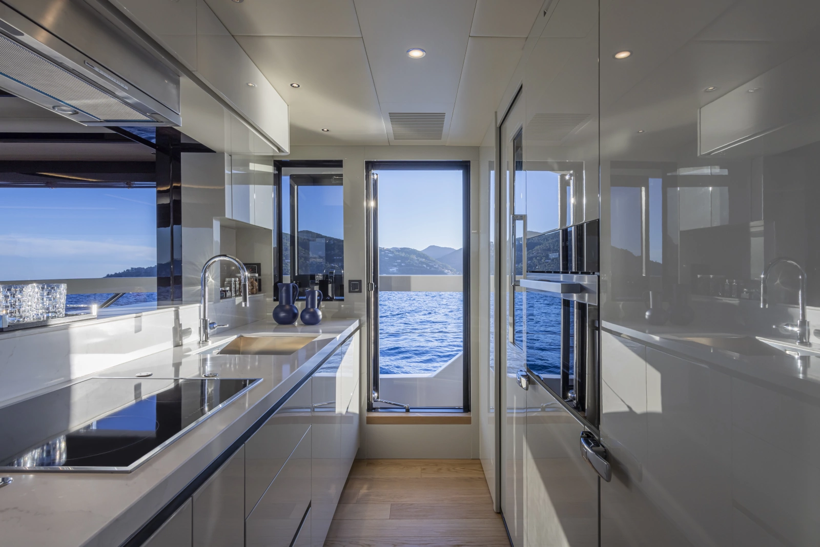 NAVETTA 75 75ft Absolute Yacht For Sale
