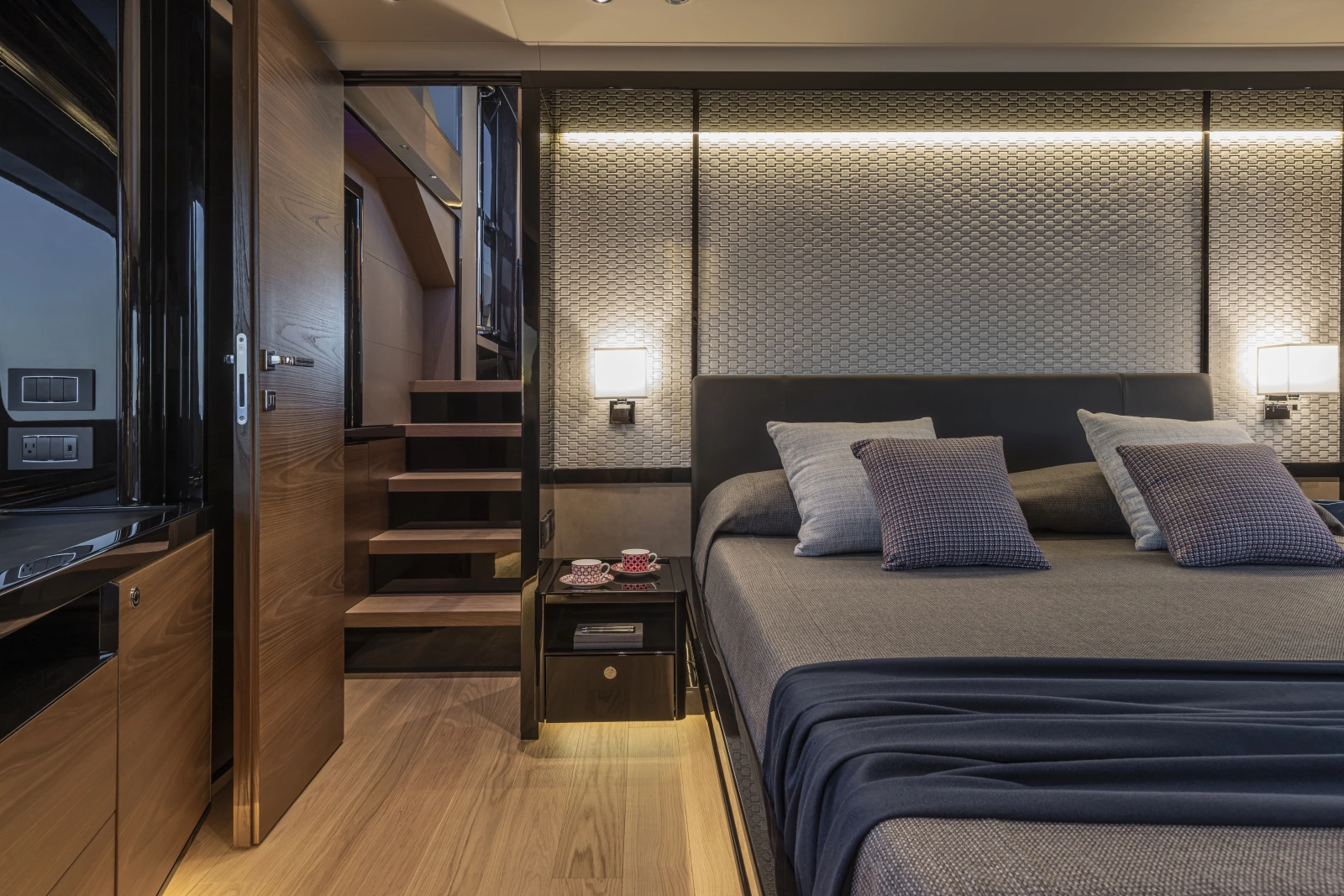 NAVETTA 75 75ft Absolute Yacht For Sale