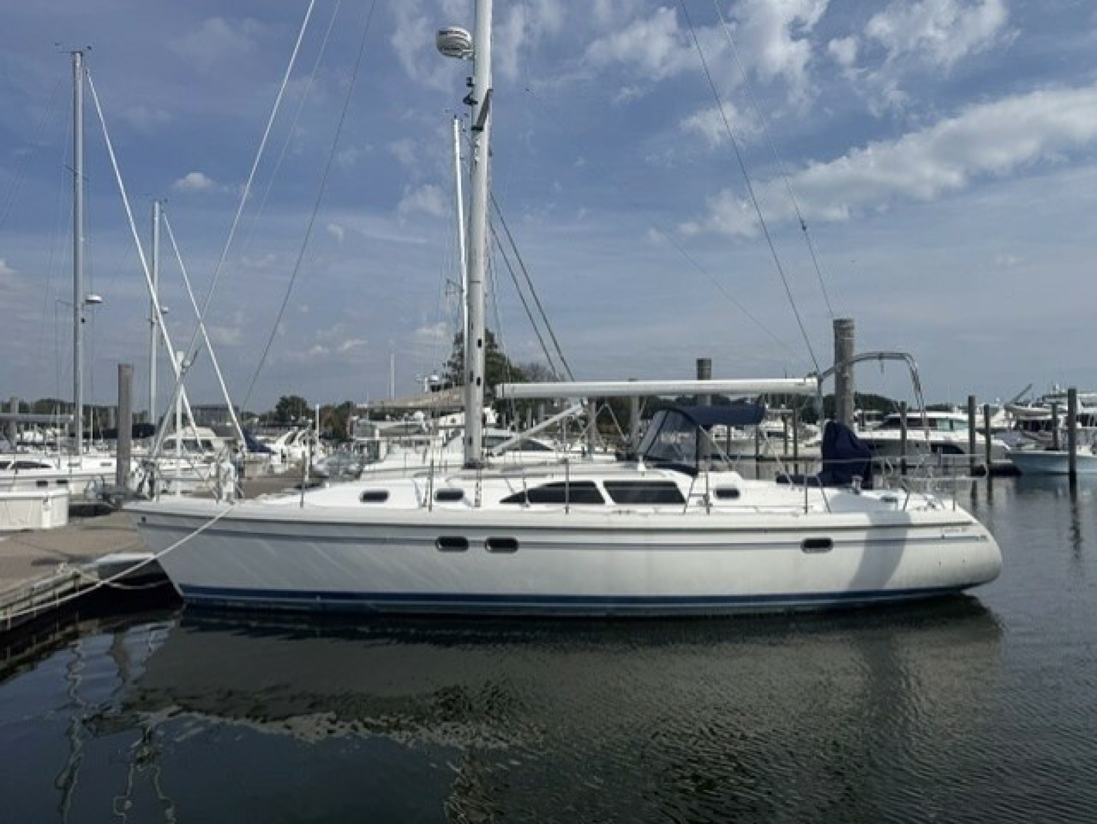 2009 Catalina 387