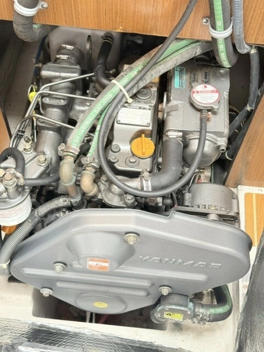 2009 Catalina 387