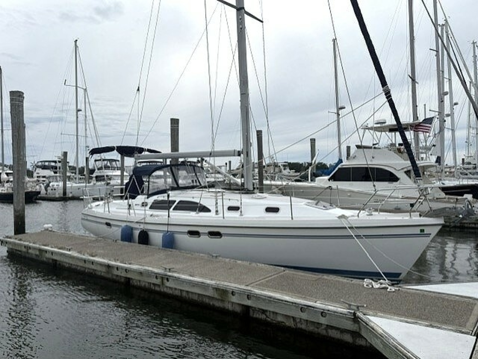2009 Catalina 387