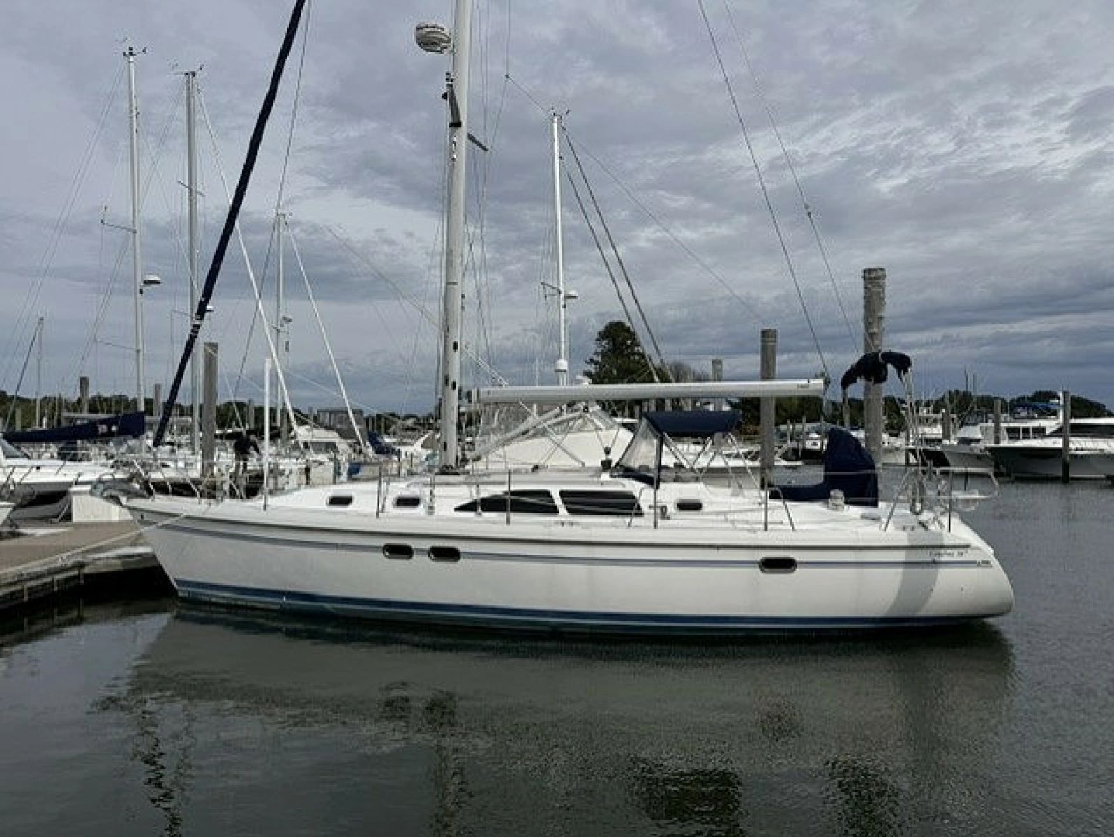 2009 Catalina 387