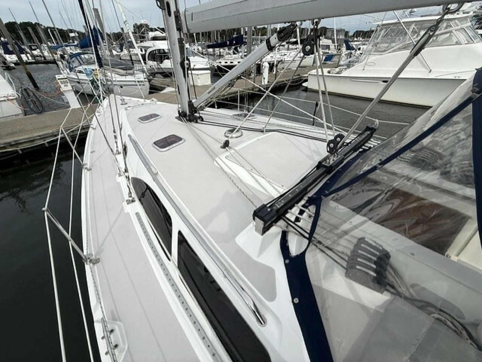 2009 Catalina 387