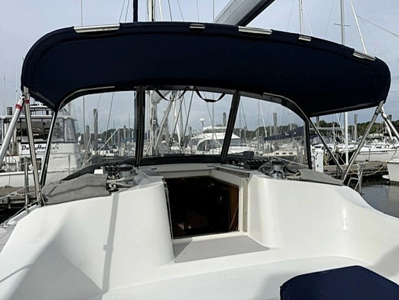 2009 Catalina 387