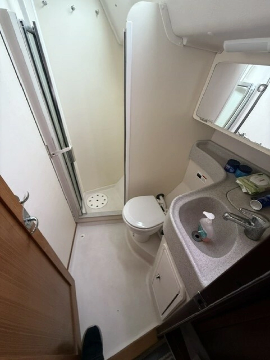 2009 Catalina 387
