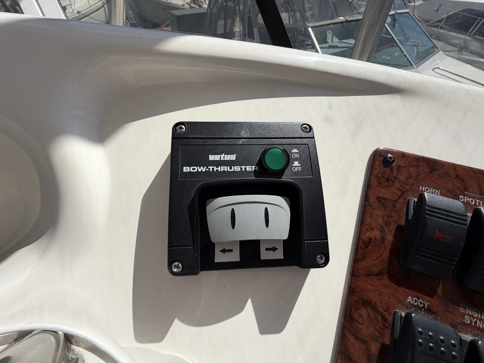 2000 Sea Ray 380 Aft Cabin
