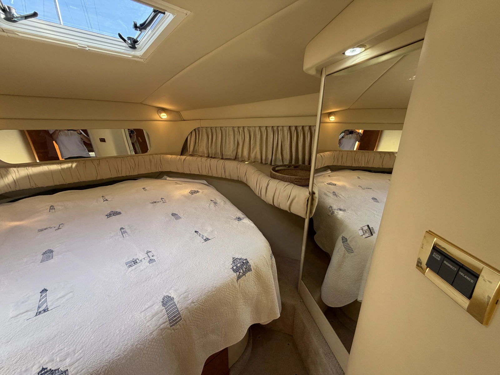 2000 Sea Ray 380 Aft Cabin