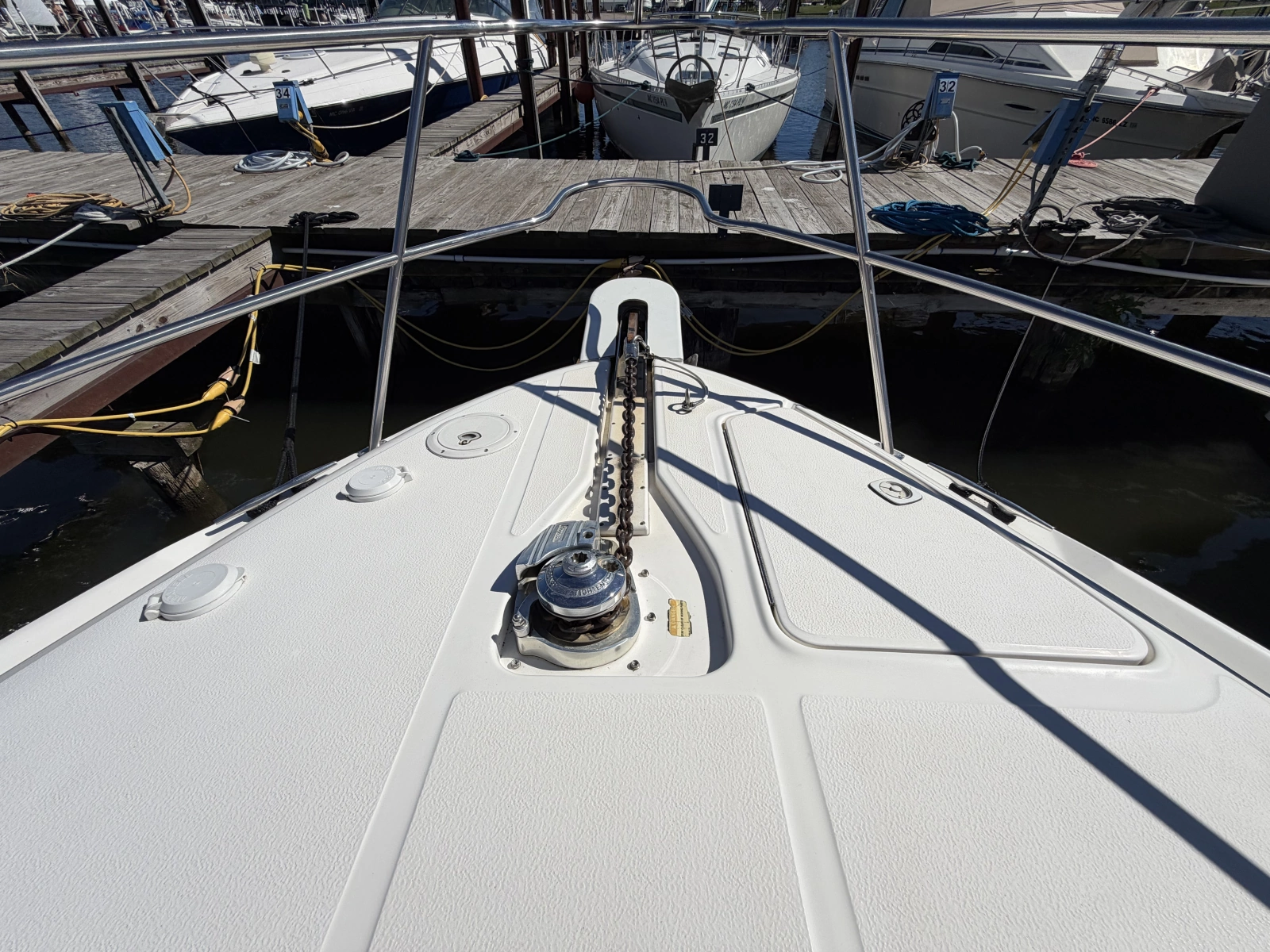 2000 Sea Ray 380 Aft Cabin