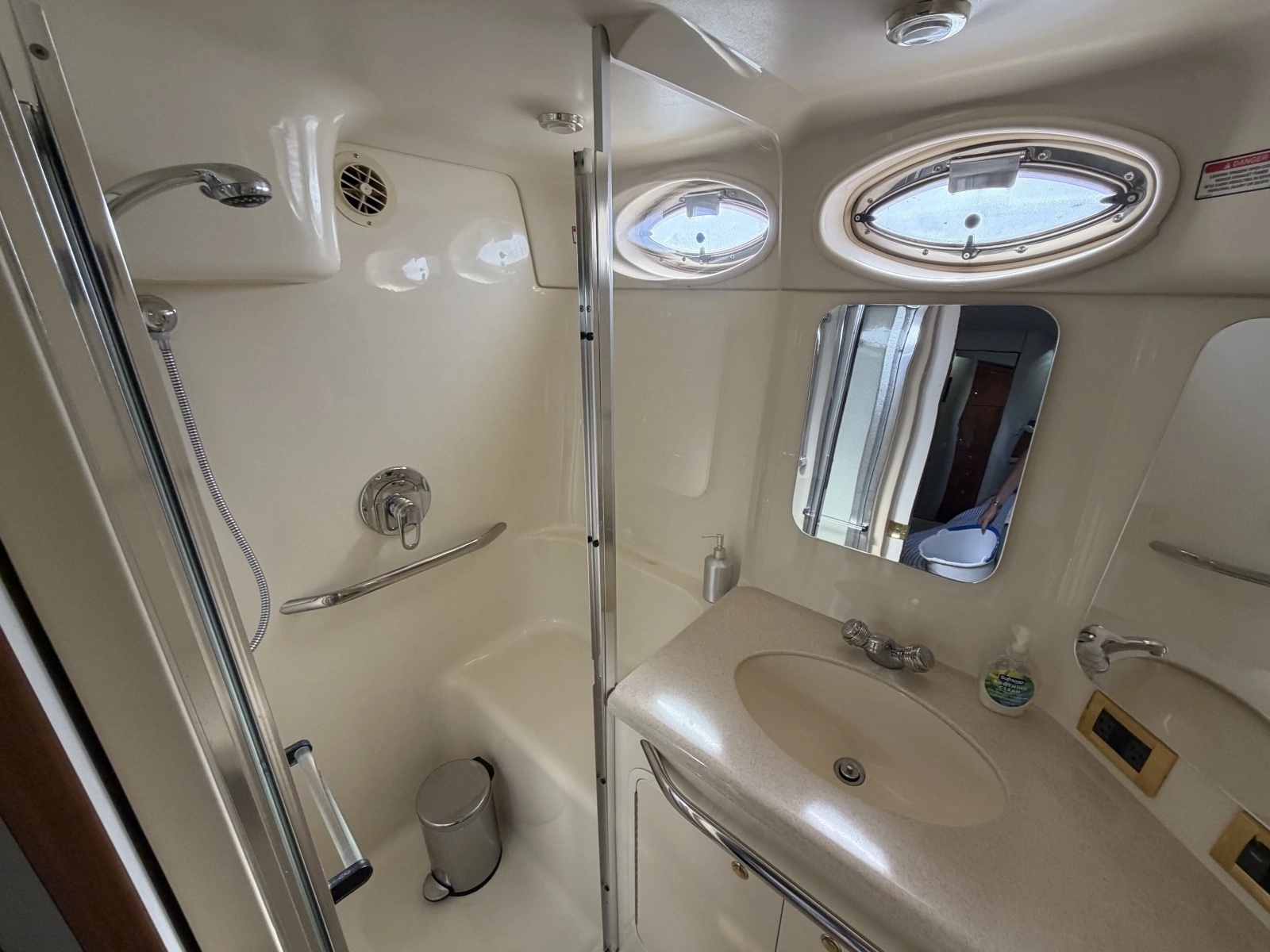 38ft Sea Ray Yacht For Sale
