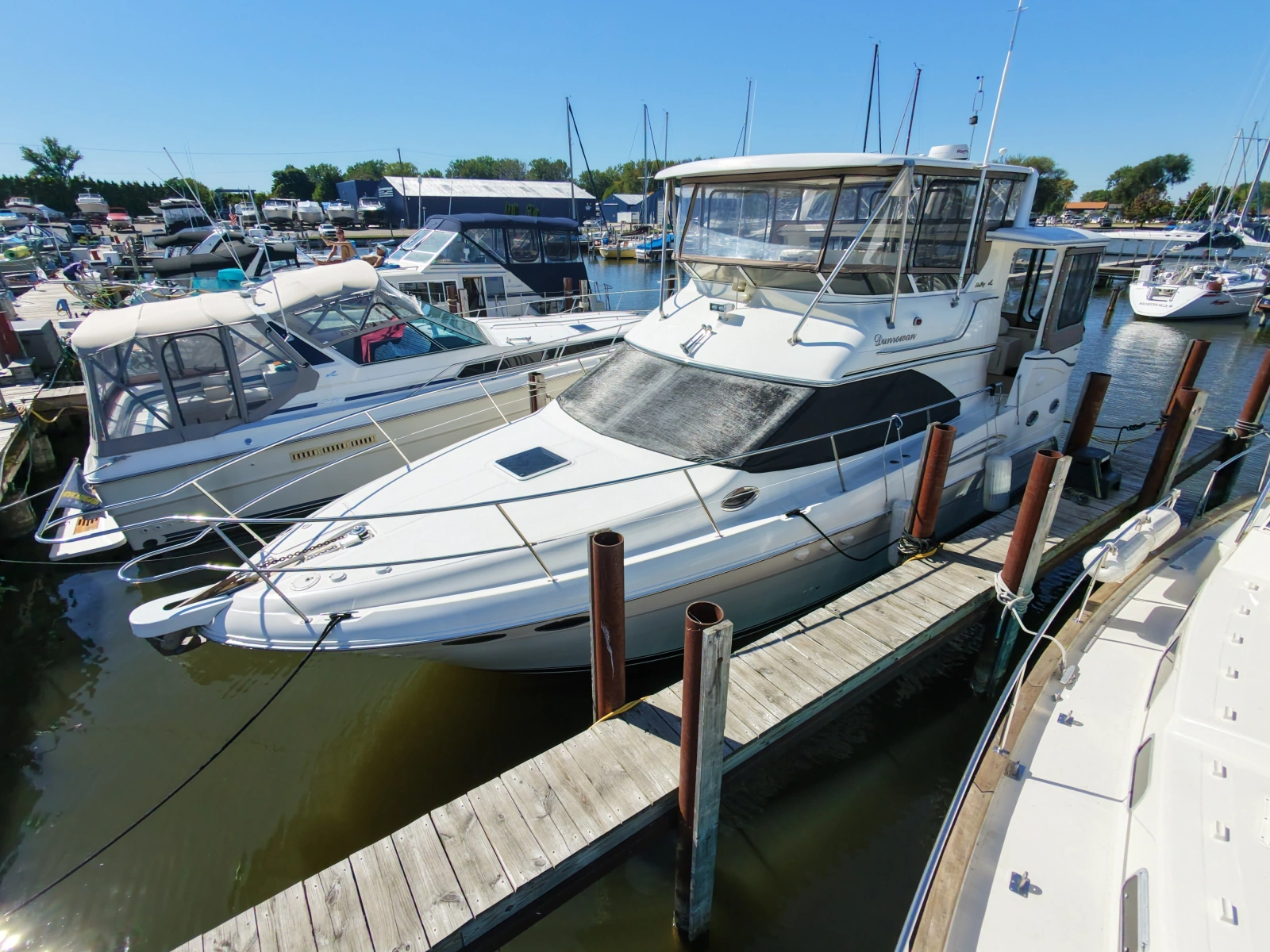 2000 Sea Ray 380 Aft Cabin