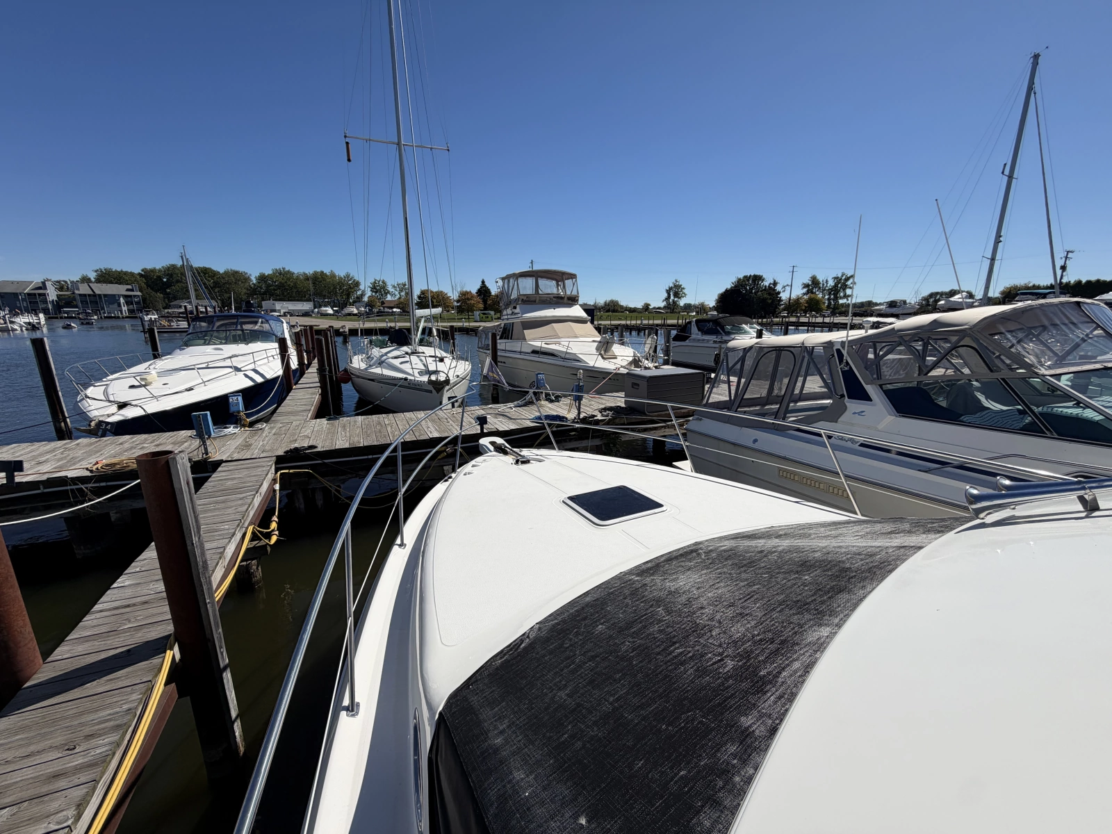 2000 Sea Ray 380 Aft Cabin