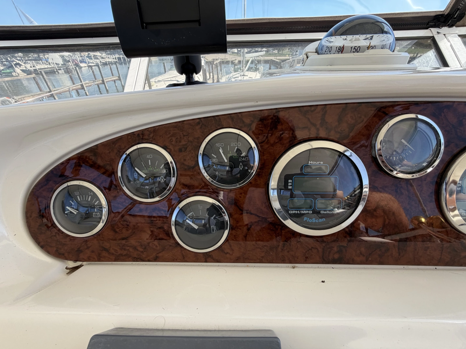 2000 Sea Ray 380 Aft Cabin
