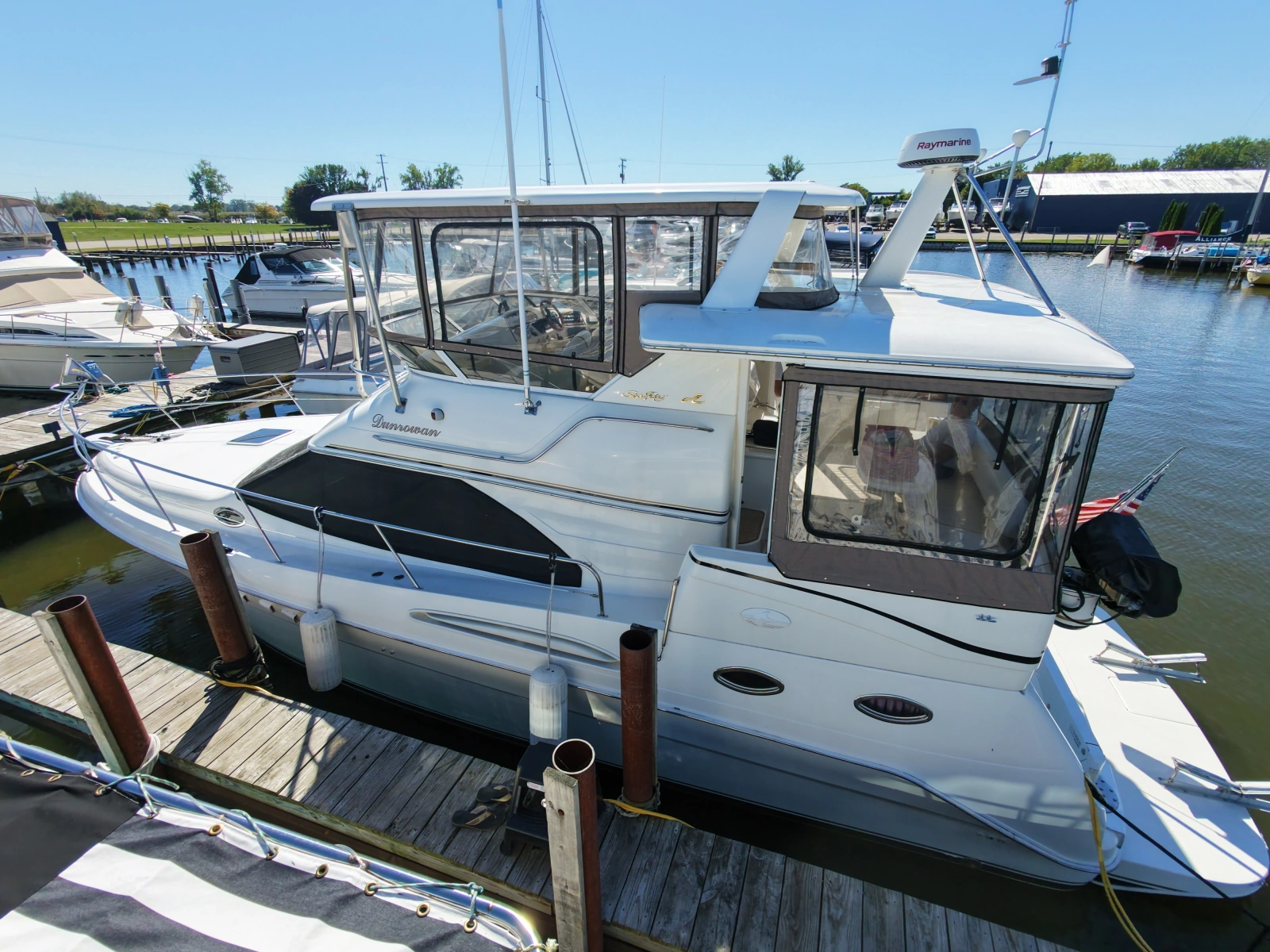 2000 Sea Ray 380 Aft Cabin